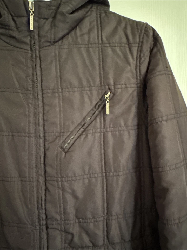 Weatherproof Brand Women’s Black Quilted Jacket Full Zip With Hood Size Medium - Image 3 of 4