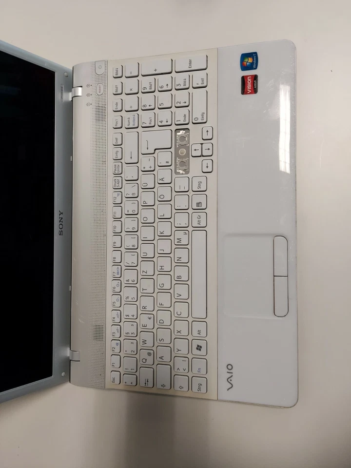 Laptop Sony Vaio PCG-61611M , DEFEKT ERSATZTEILE SEHE BESCHRIEBUNG...#231 - Bild 4 von 4