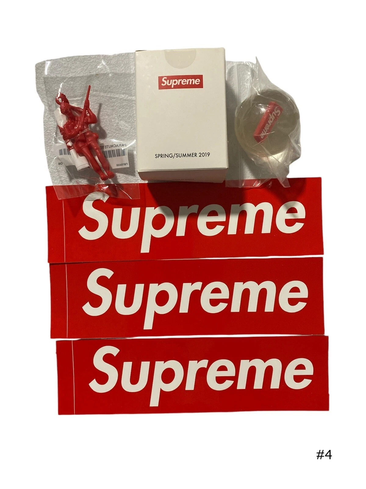Lot d'autocollants et accessoires Supreme