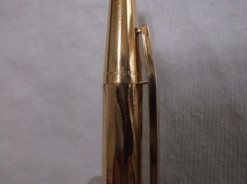 Montblanc Noblesse Gold Plated Ballpoint Pen ( Very Rare Pattern ) - Picture 11 of 12
