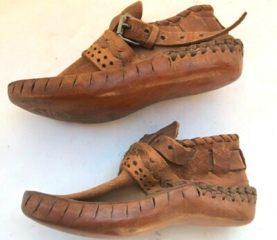 carl dyer moccasins