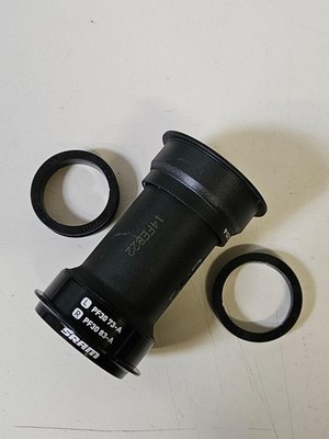 Sram DUB PressFit30 Innenlager Schwarz