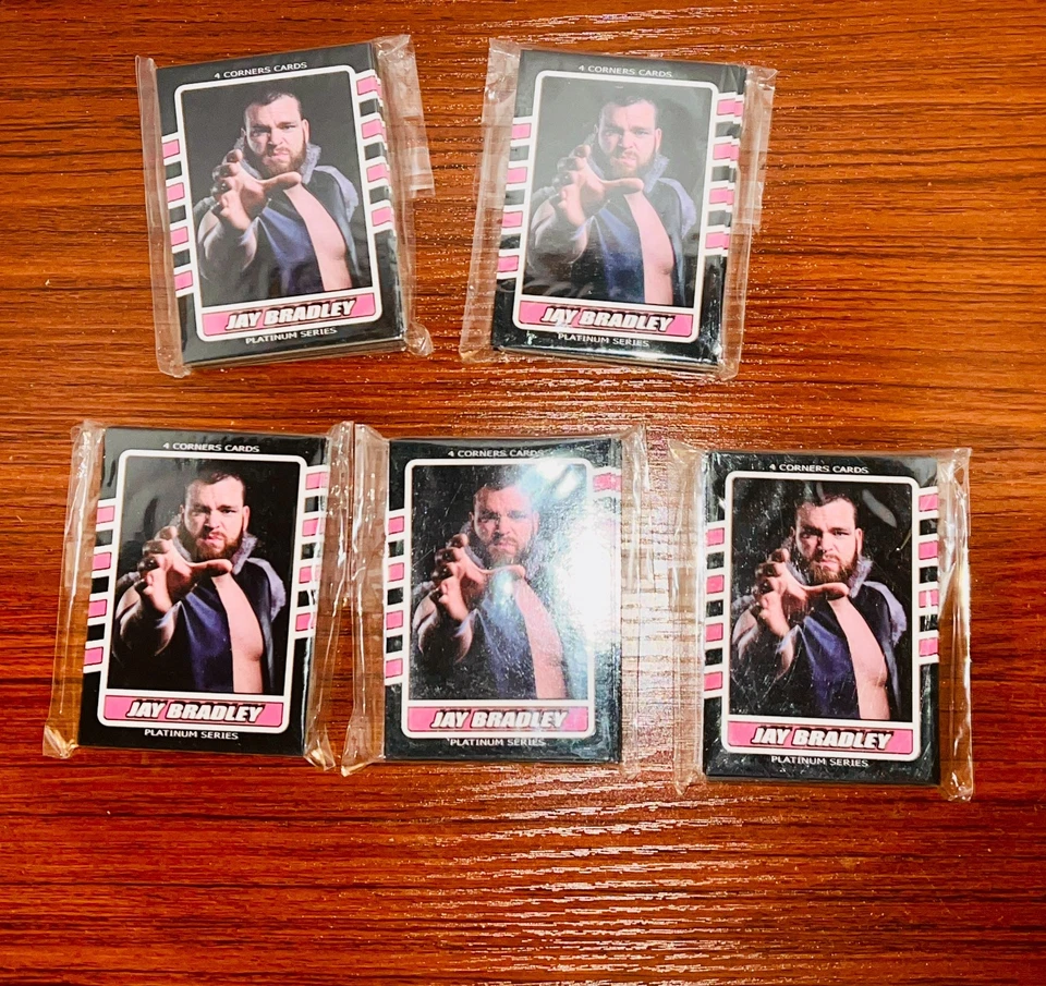 Juego de cartas coleccionables de lucha libre de 4 esquinas agosto 2019 Mr Iguana Deppen Lufisto WWE AEW Foto 2 de 3