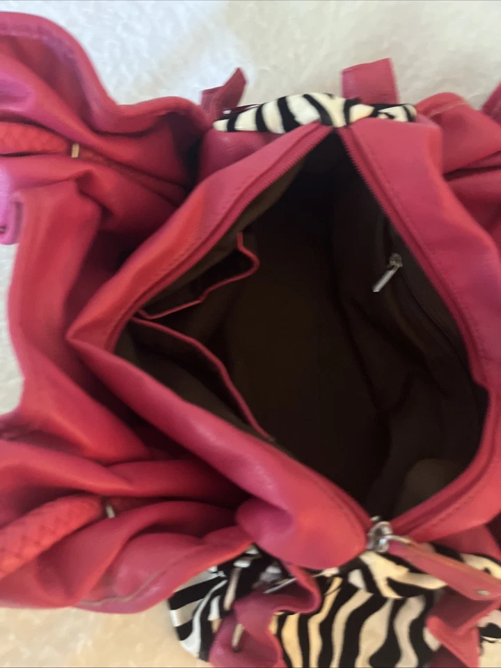 Monedero/Bolso de Cebras Rosas Btn & Cremallera Entrada Correas de Transporte Vibrantes Un Par de Lágrimas Foto 3 de 4