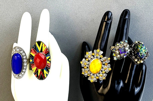 FIVE LARGE BEAUTIFUL, BRIGHT COLORS Adjustable Shank Fashion RINGS !