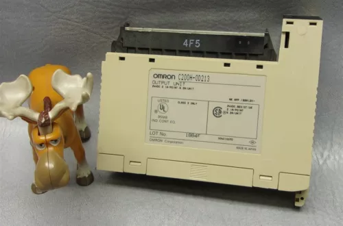 C200H-OD213 Omron Output Unit 24VDC 2.1 Amp / POINT 5.2 Amp / UNIT