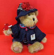 Boyds Bear Bailey w/ Red Bird 9199-22 8" 2003 Retired Fully Jointed Dressed Bear