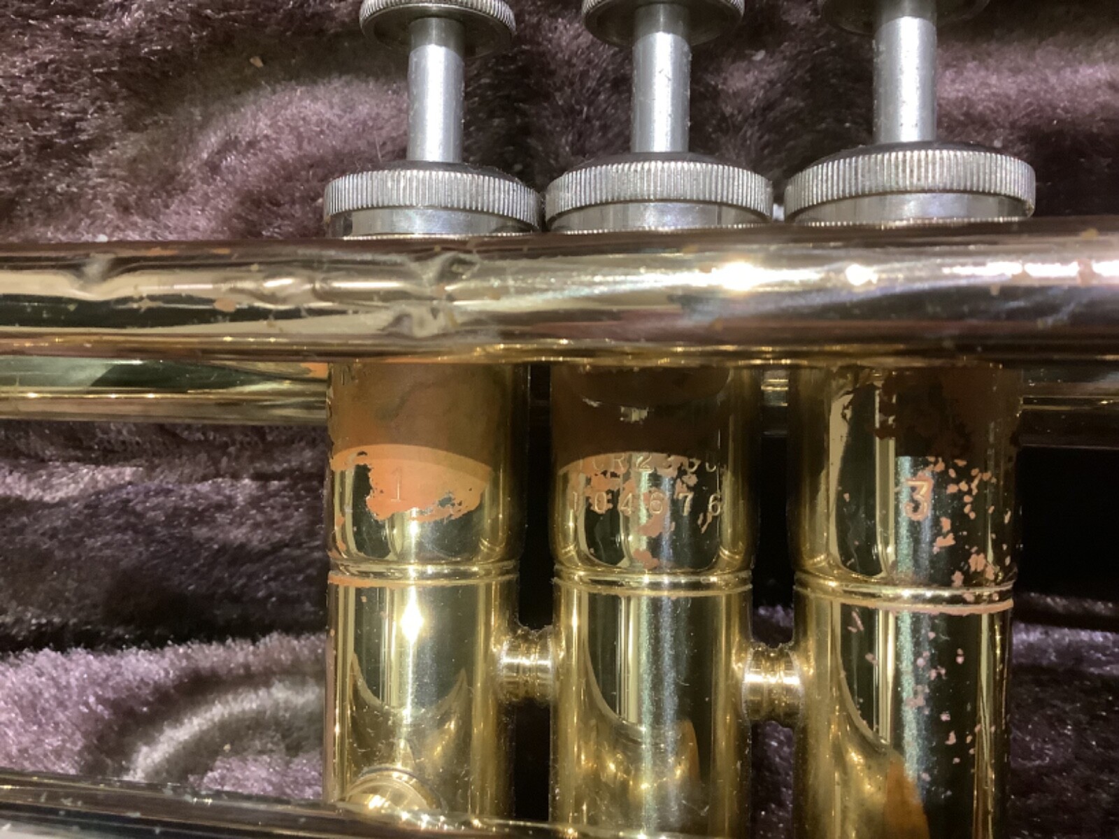 Yamaha Student YCR2330 in Gold Lacquer Finish in Hard Case 3