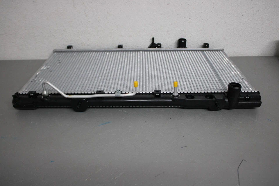 1994 1995 1996 1997 1998 MITSUBISHI GALANT FRONT RADIATOR Foto 4 de 4