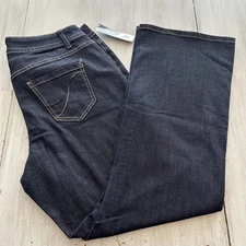 NWT Lane Bryant Genius Fit Dark Wash Boot Cut Jeans Sz 16