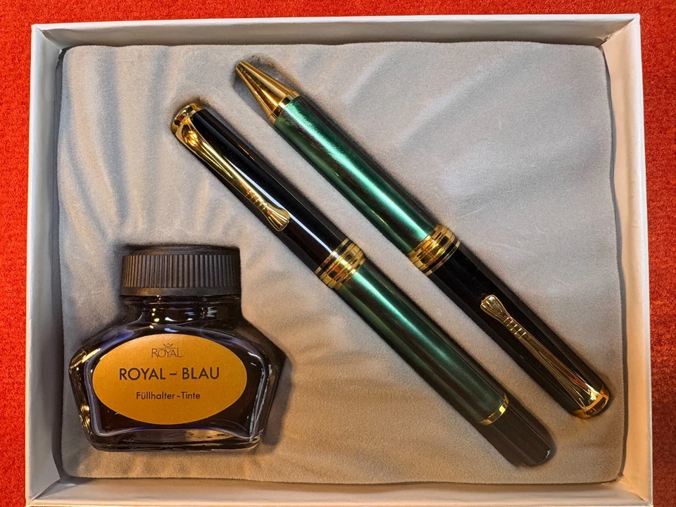 Schreibset (Füller / Kuli / Tintenfass) im Nostalgie - Design / unbenutzt in OVP - Bild 2 von 4