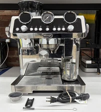 De'Longhi La Specialista Maestro Espresso Machine, EC9665M