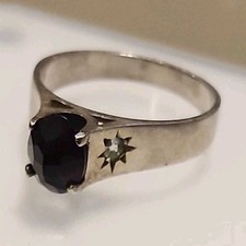 Silver Tone Band Ring Deep Red Faceted GARNET Star Accent Prong Set Size 22MM