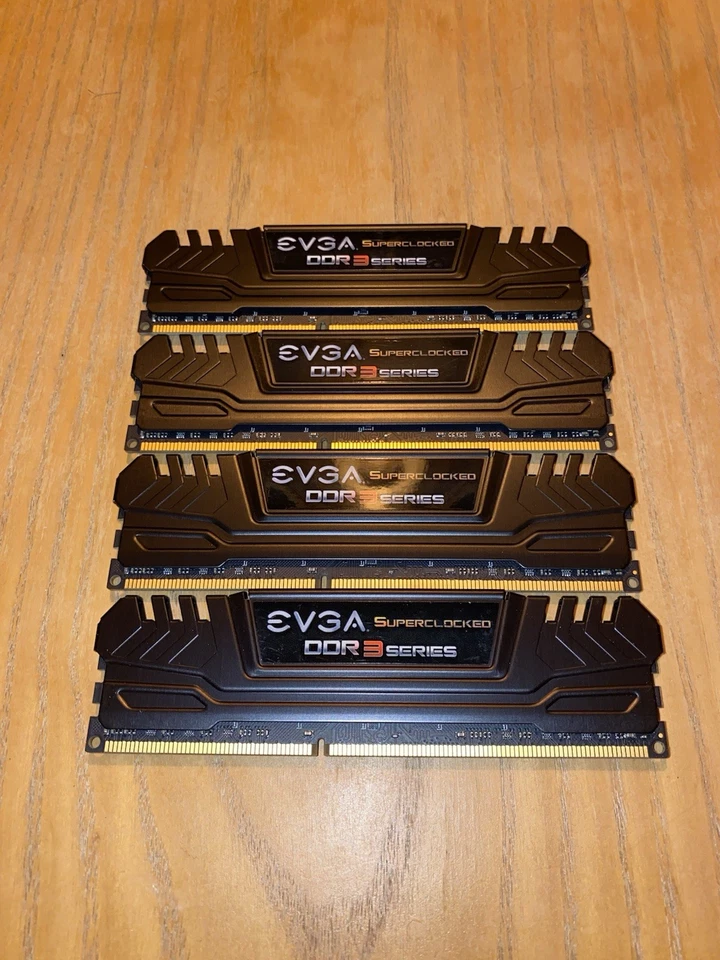 16GB EVGA Superclockeada RAM PC3-12800 DDR3-1600 2x8GB CL9 1.5V Memoria 16GD31600MR Foto 4 de 4