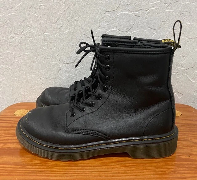 Boots store dr martin
