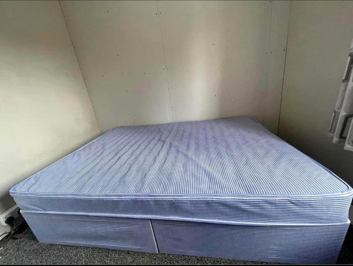 Double bed mattress cheap only for sale