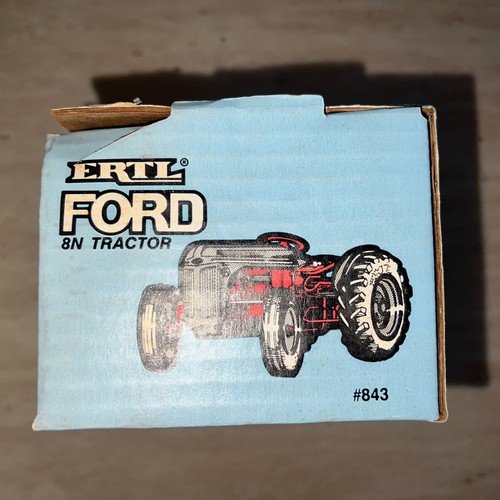 1/16 Ertl Farm Toy Ford 8N Tactor, DIE-CAST Metal 843 - Picture 8 of 10