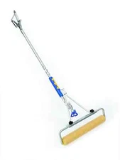 Graco 18" JetRoller w/ Fixed Extension, CleanShot Valve, & In-line Gun (24W128)