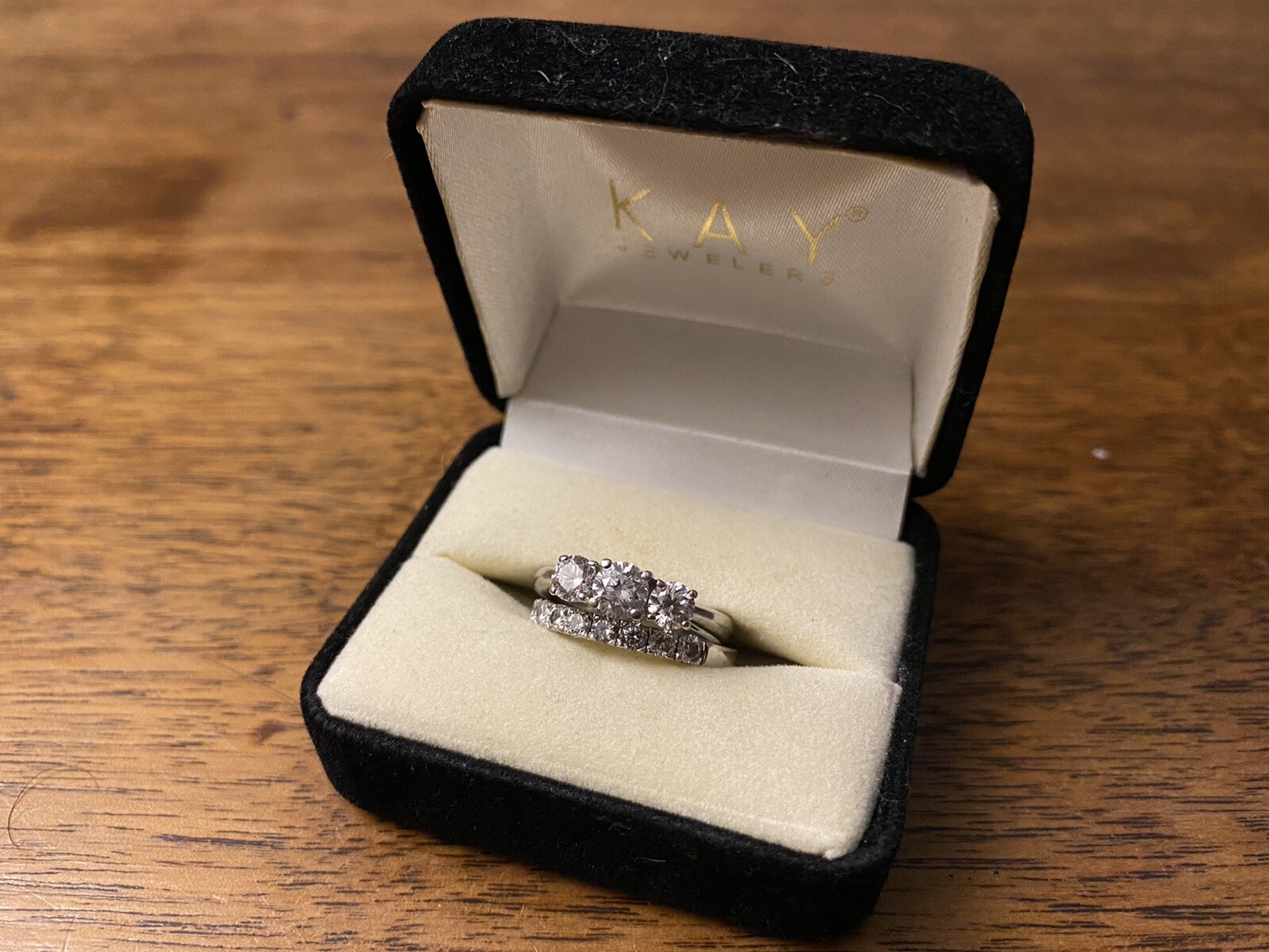 Kays Leo Diamond engagement Ring Set Gem