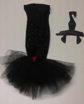 VINTAGE BARBIE SOLO IN THE SPOTLIGHT DRESS #982 1960 WITH HANGER