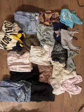 Lot of clothing (from 18yo) sizes S-M. Name brands and Y2K