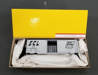 Accurail HO 3406 SCL 40' PS-1 Steel Box Car Unassembled Kit