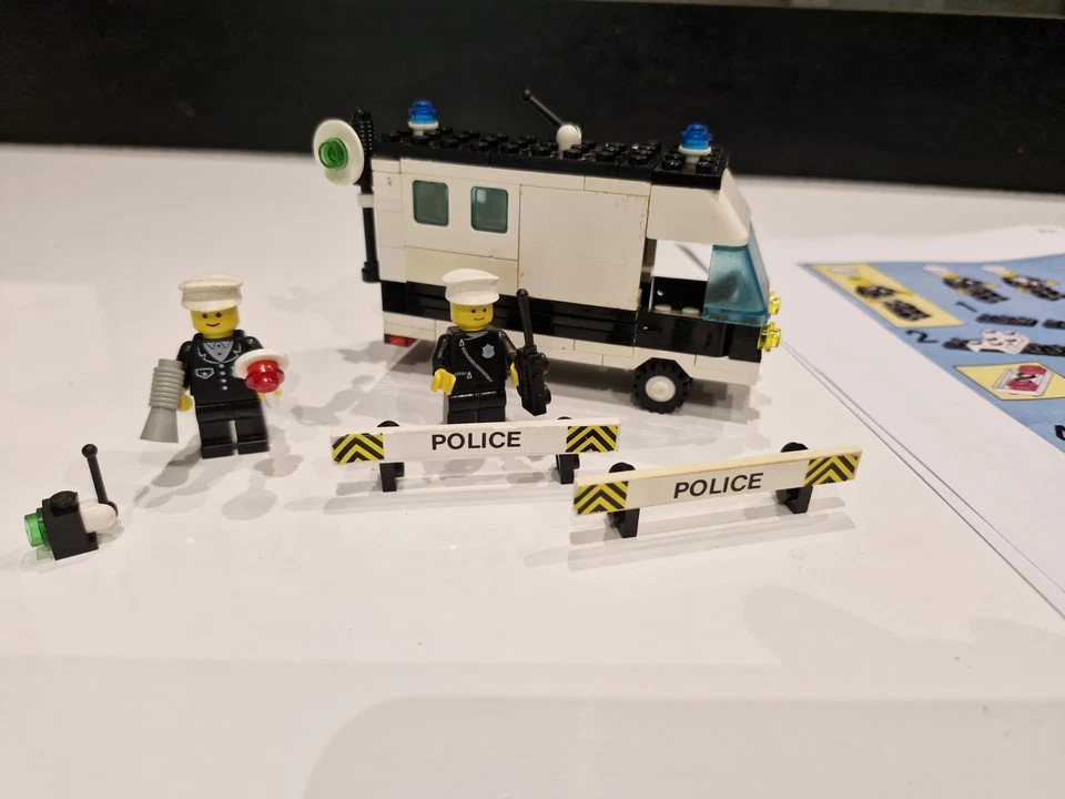LEGO Town 6676 Mobile Command Unit, photo 1 sur 5