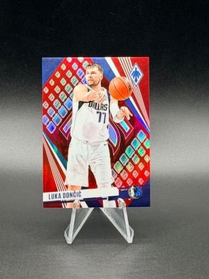 LUKA DONCIC 2023-24 Panini Phoenix #157 Red Prizm 039/199