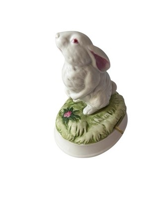 Gorham White Rabbit Easter Song Peter Cottontail Music Box Vintage Made in Japan