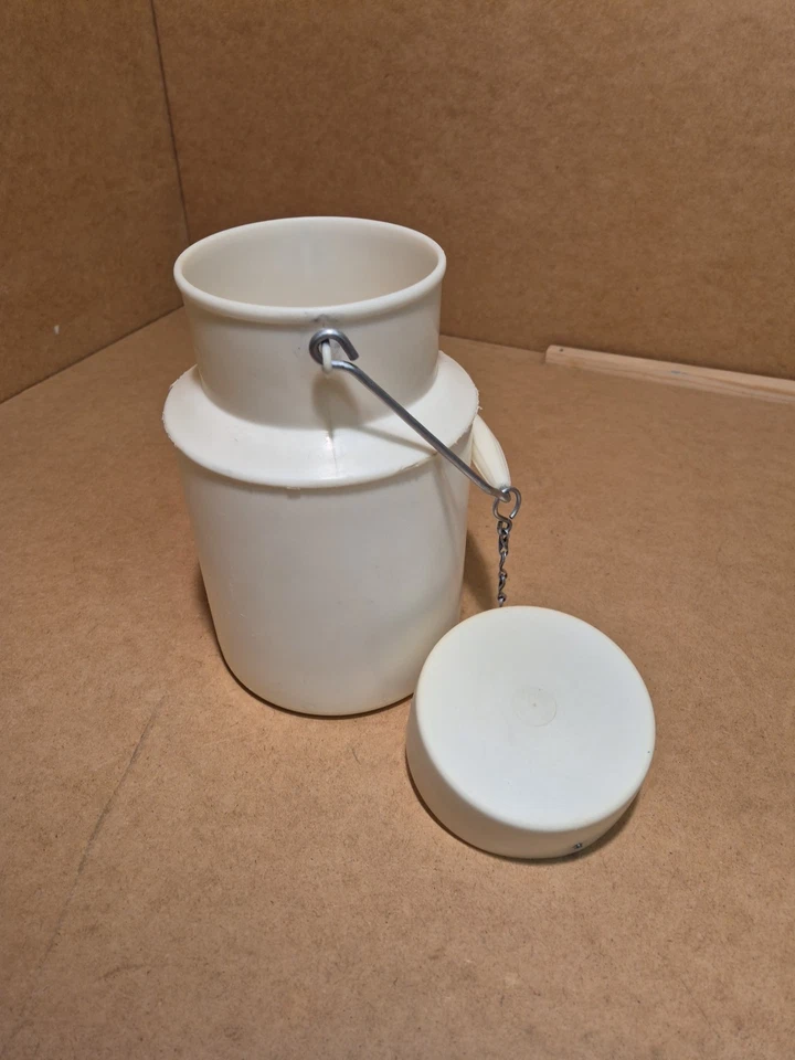 Ancien Pot à Lait Plastique Pola - Photo 4/4