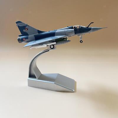 Maßstab 1:100 Diecast Fighter Alloy Modellflugzeug für Desktop Regalparty