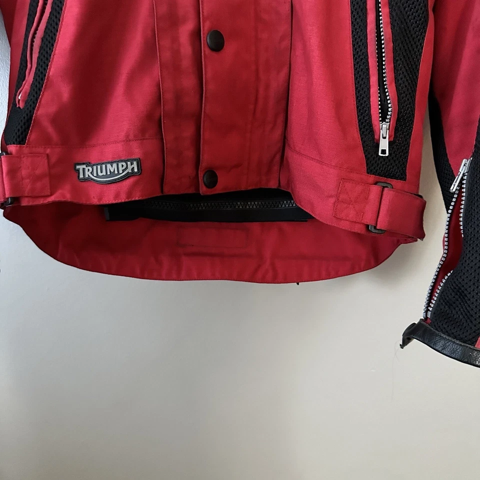 Triumph Motorcycle Jacket Full Zip Red /Black Men's  Adult Size 38/48 - Image 2 of 4
