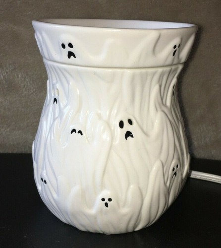 Scentsy Ghouls & Ghosts Full Size White Wax Warmer Retired Halloween EUC - Picture 2 of 8