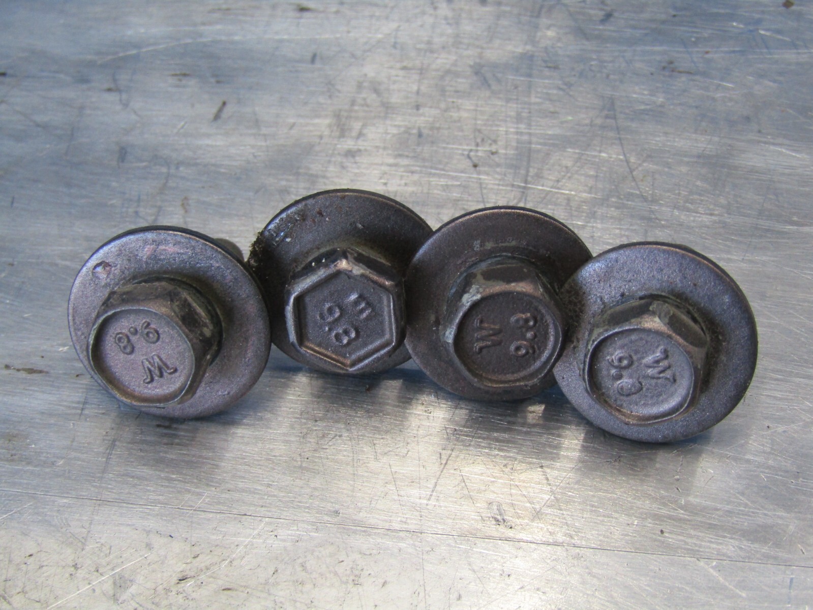 20022009 Chevrolet Trailblazer OEM hood hinge bolt set (1 side) 04 05