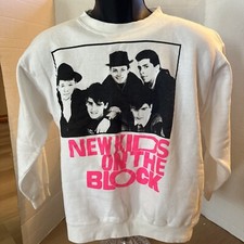 New Kids On The Block VINTAGE Medium SWEATSHIRT 1990's OLD SCHOOL SweatShirt NWT