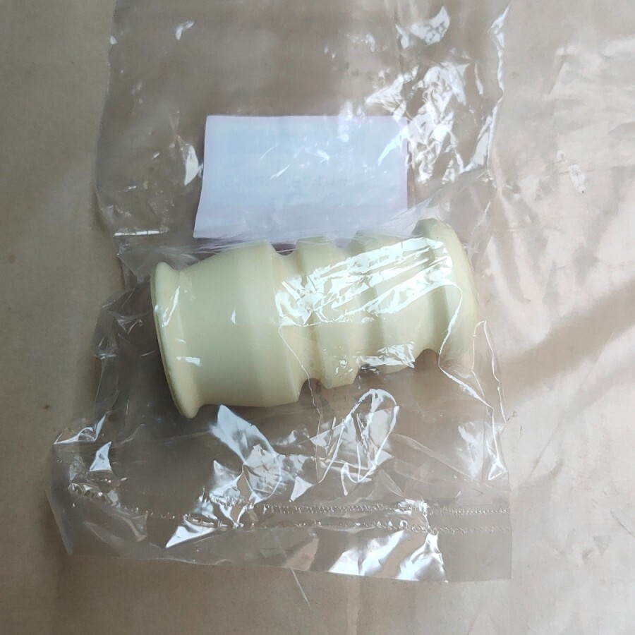 【ふかちゃん】ホンダ　４台（No.17、23、78） Genuine 2009-2013 Honda Jazz Fit Front Bump Stop Rubber