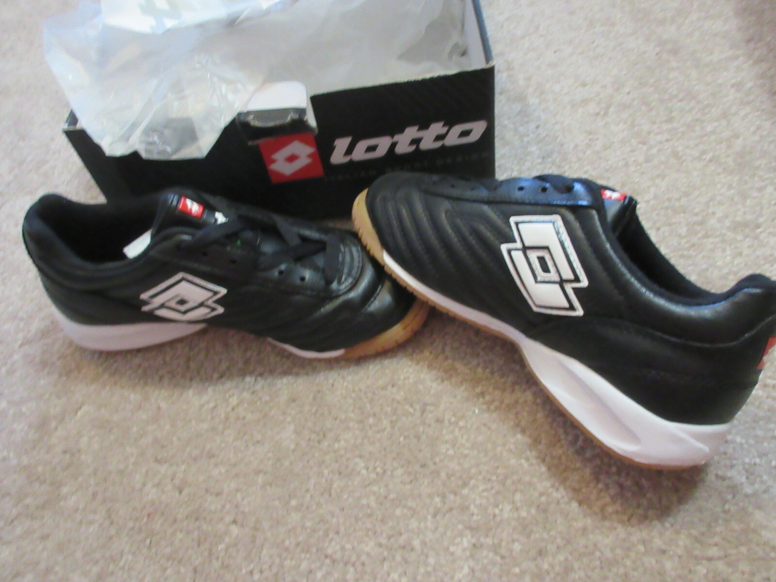 Lotto VINCENTE Soccer Indoor Cleat Shoes #10613 Black White