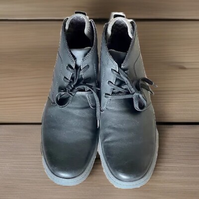Dr. Scholl display picture 1
