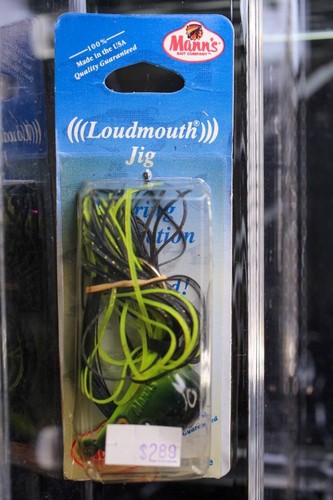 IN PACKAGE- NEON GREEN MANN'S FISHING LURE LOUDMOUTH JIG NIP BASS - 第 1/1 張圖片