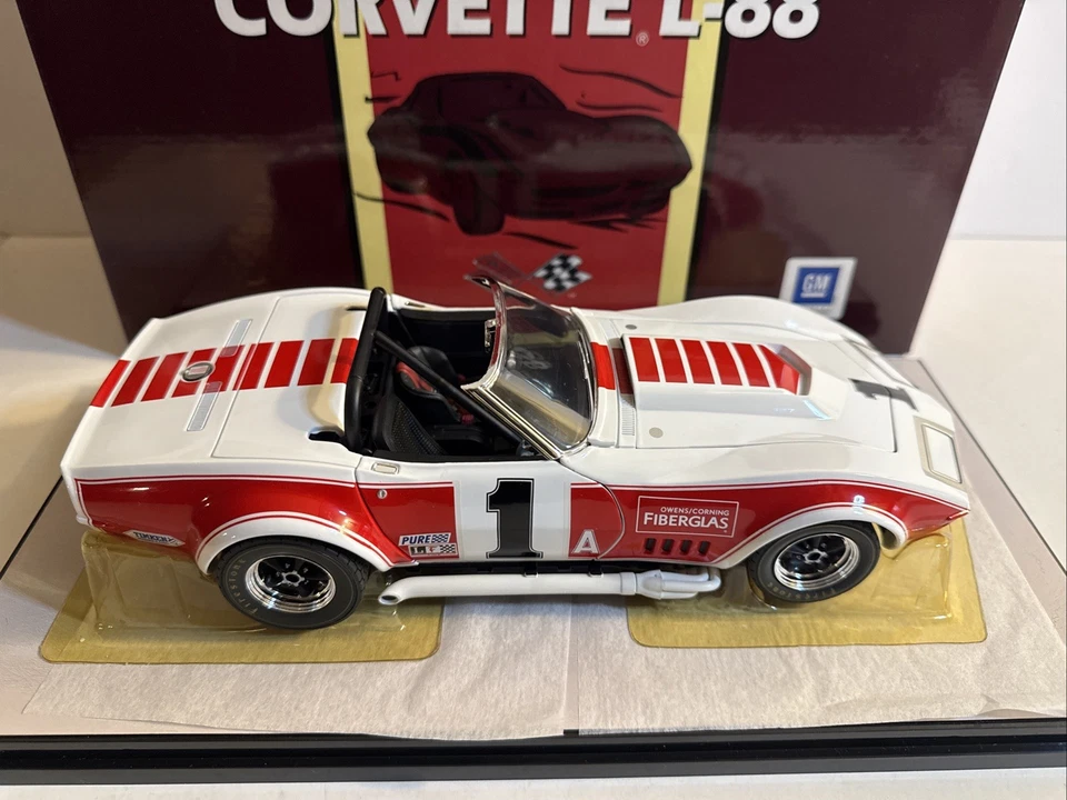 CARRUSEL 1 CORBETA L-88 #1 TONY DELORENZO 4604 ESCALA 1/18 ¡Como nueva! Nunca expuesto Foto 4 de 4