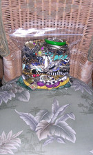 8 LBS MIXED VINTAGE TO MODERN JEWELRY LOT  AL...