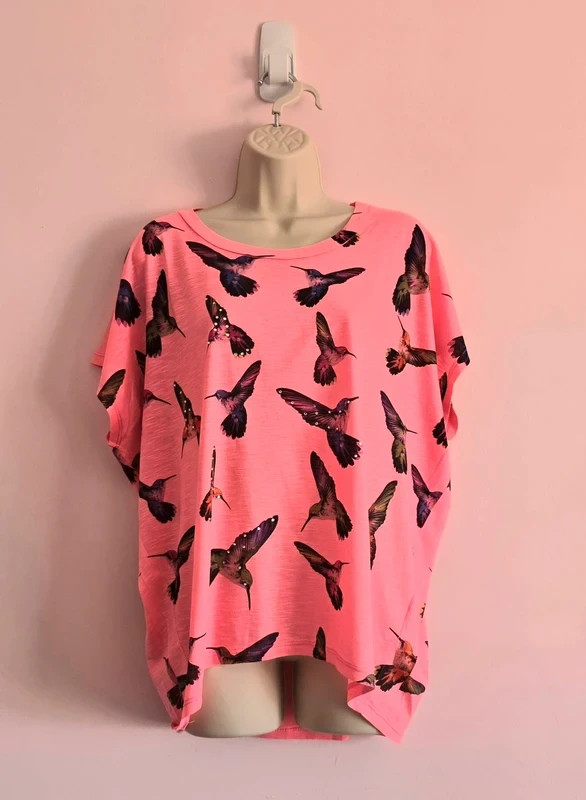 Voulez Vous Pink Hummingbird Print Top - Size S/M