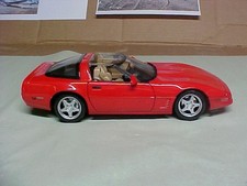 Maisto Special Edition 1996 Red Chevy Corvette Coupe 1:18 Scale