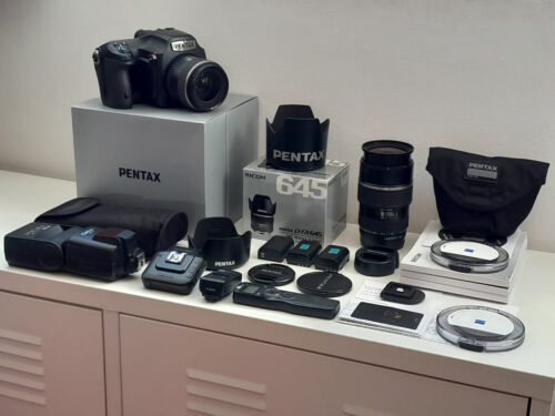 Pentax 645Z w/ 55mm f/2.8 + 80-160mm f/4.5 - Flash, Zeiss Filters etc / Full Kit