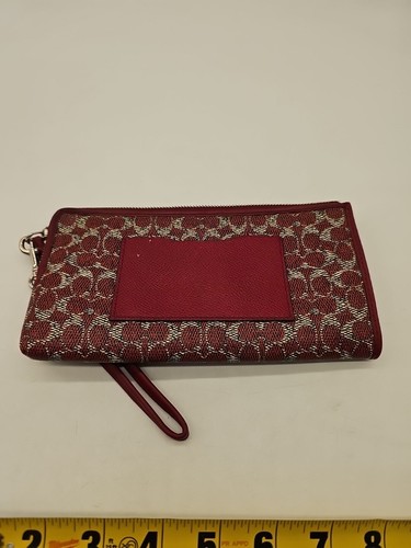 COACH 63186 Boxed East West Universal Case Signature Coated Canvas SV/Red - Picture 3 of 5