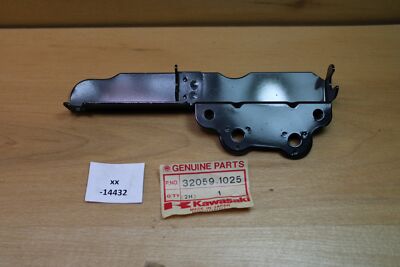 K Kawasaki 32059-1025 Bracket-switch, Side S NOS NEU genuine