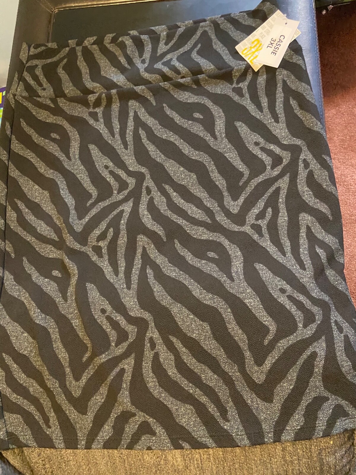 Picture 1 of 3