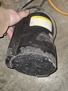 Utilitech Submersible Utility Pump 1/3 HP Thermally Protected Plastic 115V PPU33