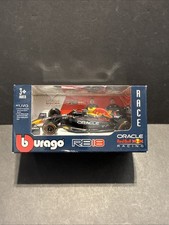 1/43 Red Bull RB18 Team Oracle 2022 Season N.1 Max Verstappen Bburago 18-38061 V