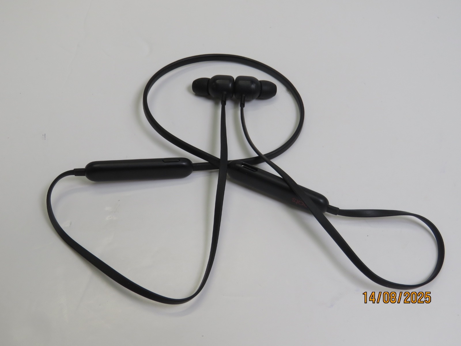 Beats by Dr. Dre Flex Wireless In-Ear Headphones - Black [DX52]